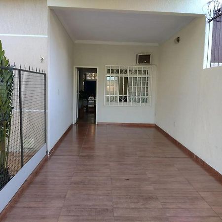 フォス・ド・イグアスCasa Dos Colibrisアパートメント エクステリア 写真